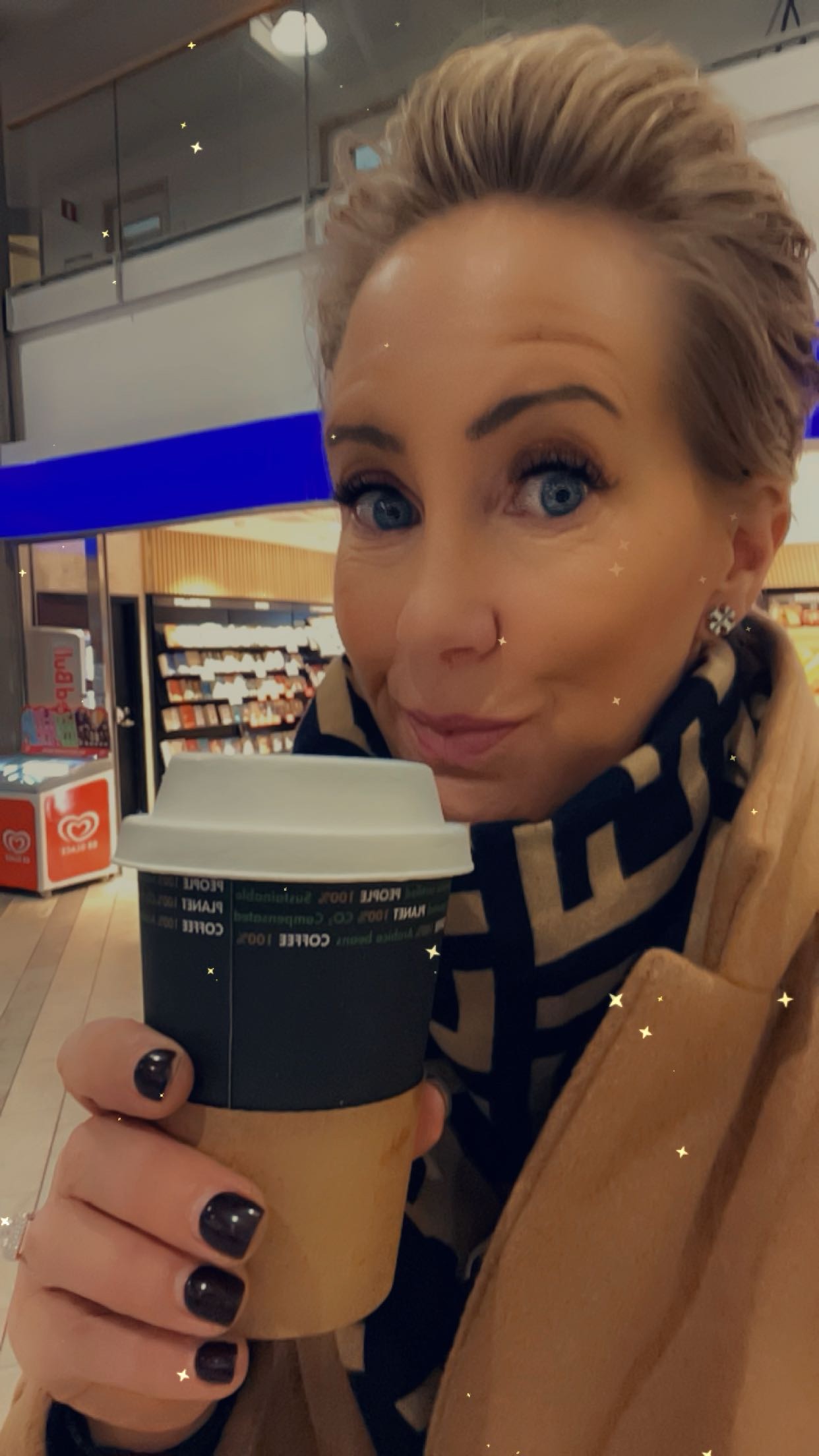 Denna bild har ett alt-attribut som är tomt. Dess filnamn är 6dbe3f52-ff44-4c8d-beeb-61acf7f93191.jpeg